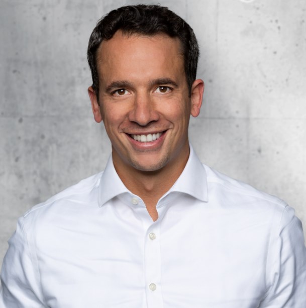 Dr. Andreas Mertel